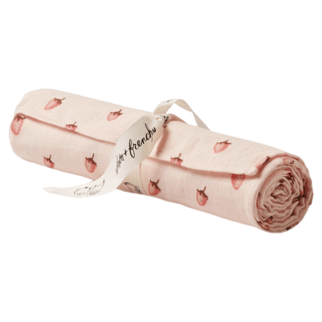 Wilson & Frenchy One Size Muslin - Strawberry Kisses