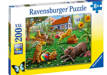 200 Pc Puzzle - Playing in the Yard