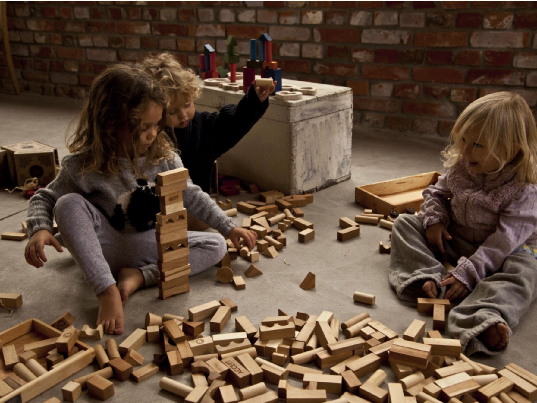 Wooden Story 12 Mths Plus Natural XL Blocks in Cotton Sack 50 Pieces