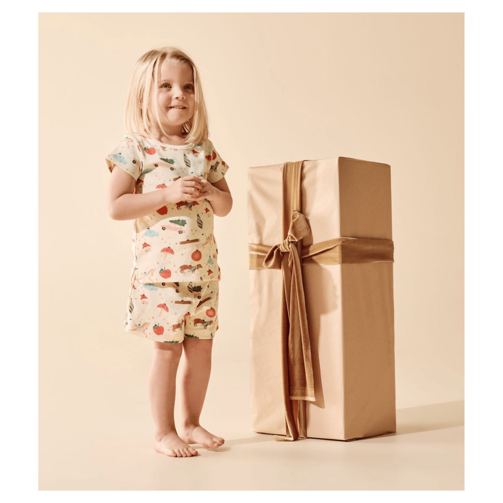 Short Sleeve Pyjamas - Deck the Halls