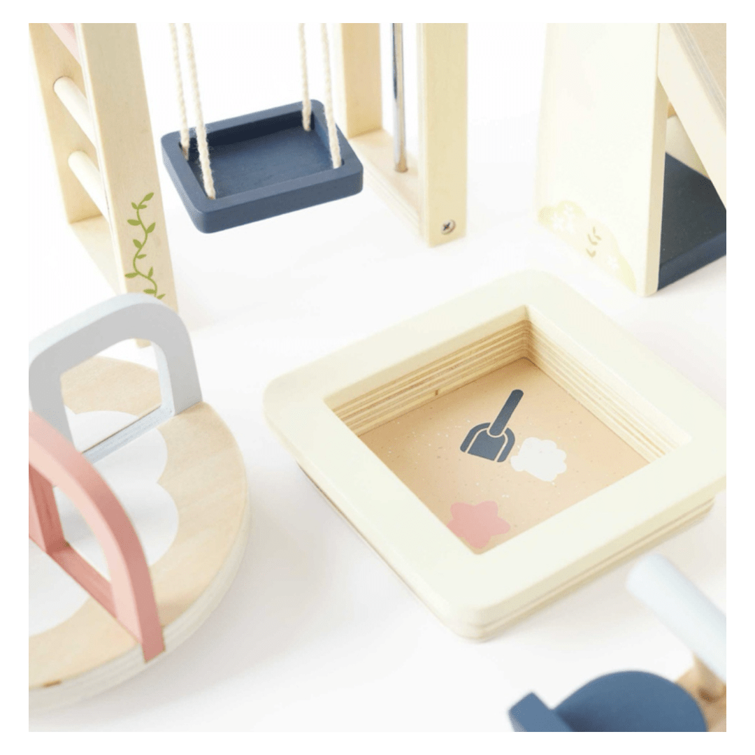Le Toy Van 3 Plus Outdoor Play Furniture