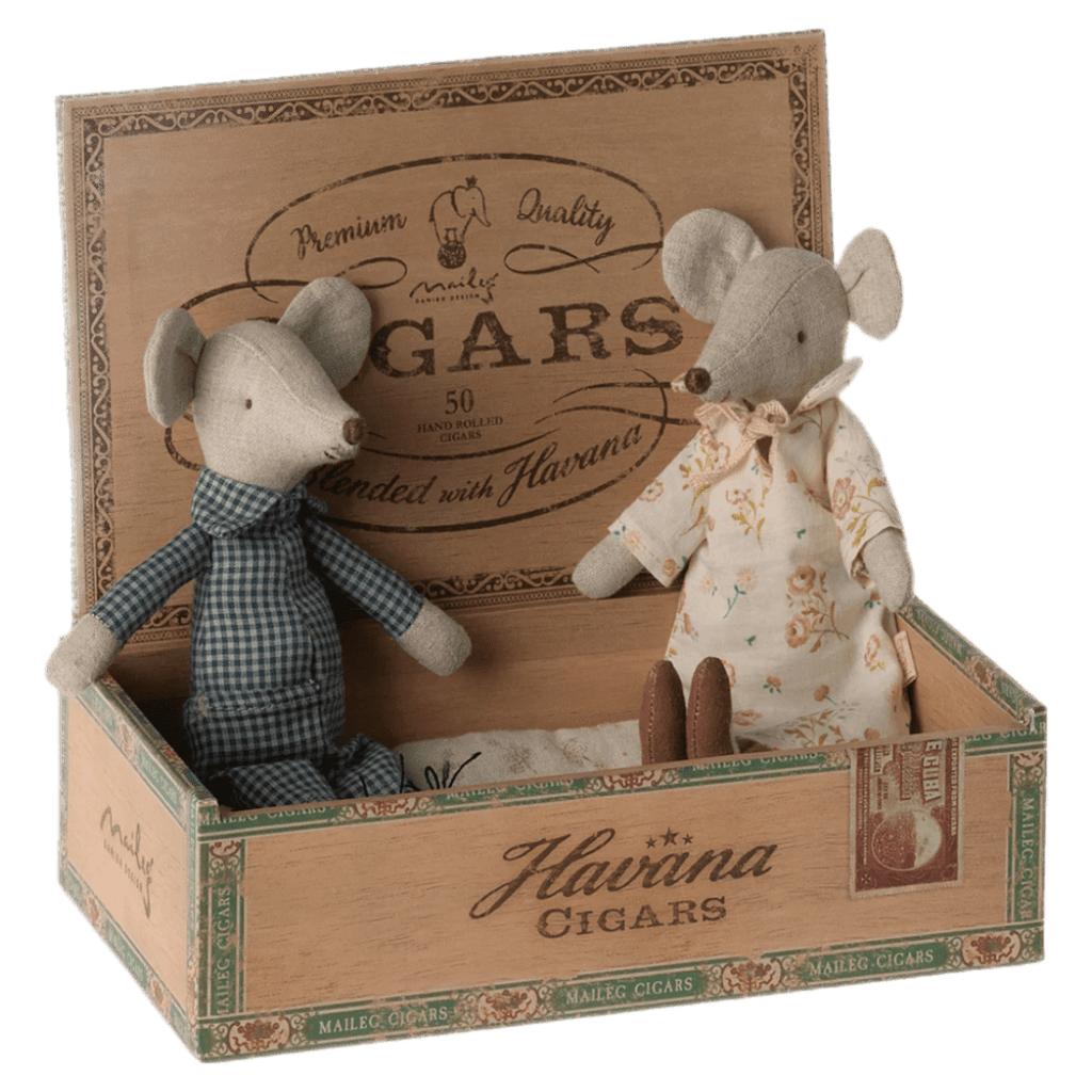 Maileg 3 Plus Grandma and Grandpa Mice in a Box