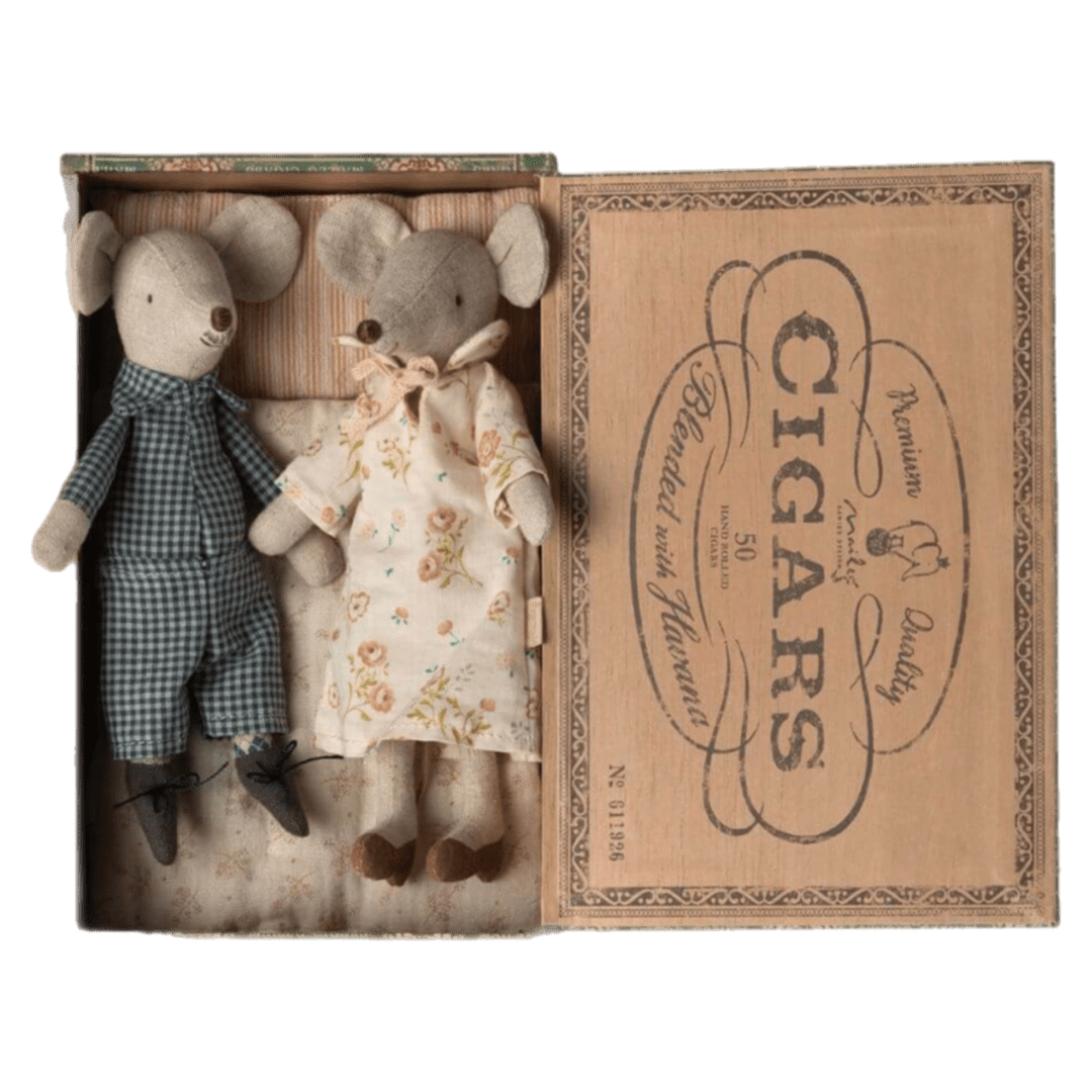 Maileg 3 Plus Grandma and Grandpa Mice in a Box