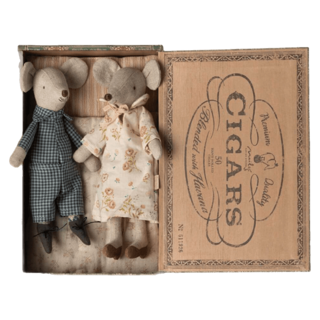 Maileg 3 Plus Grandma and Grandpa Mice in a Box