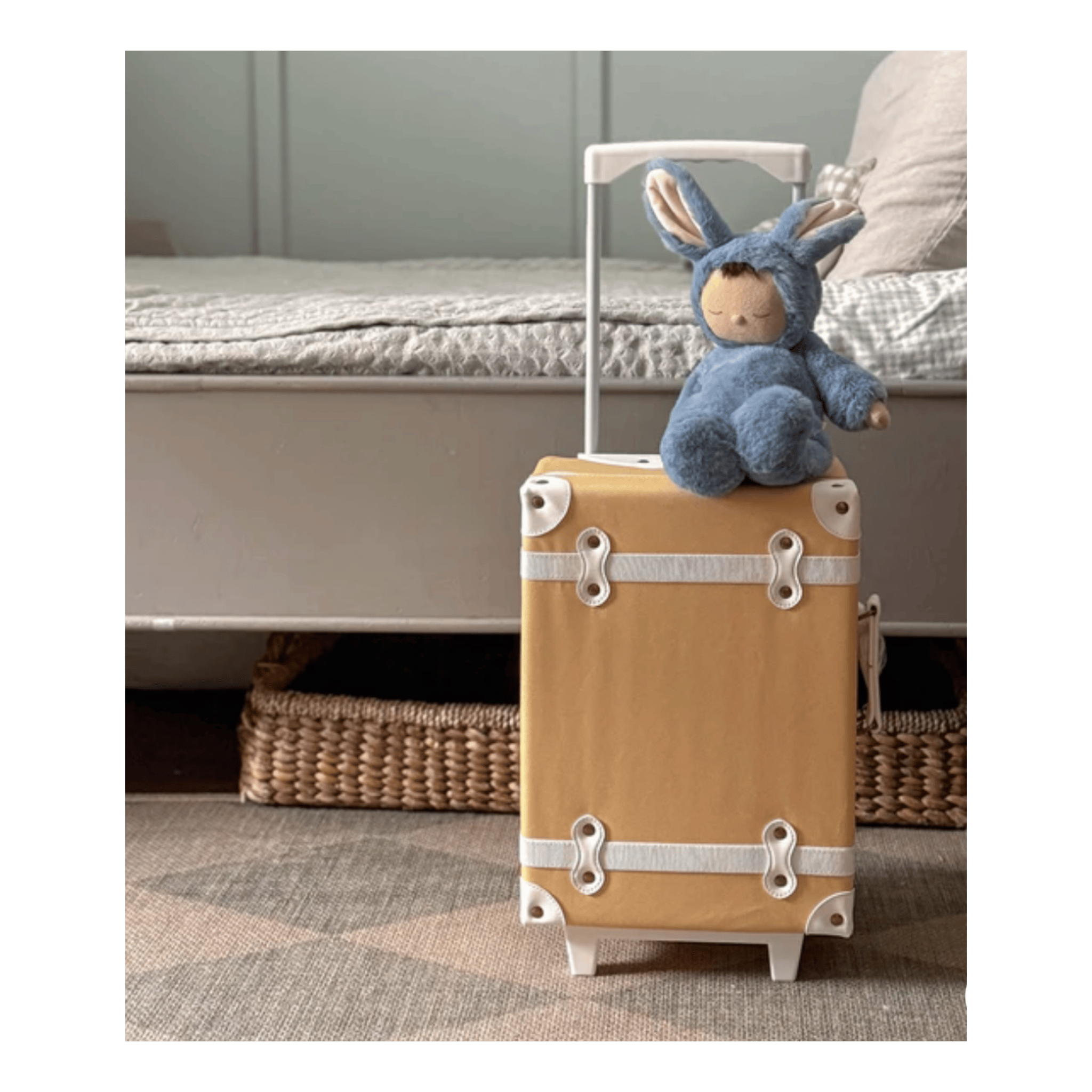 Olli Ella Birth Plus Cozy Dinkum - Bunny Twiggy