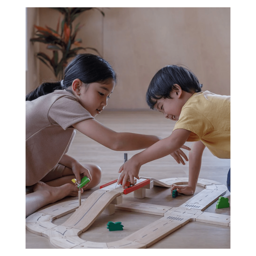 Plan Toys 3 Plus Road System