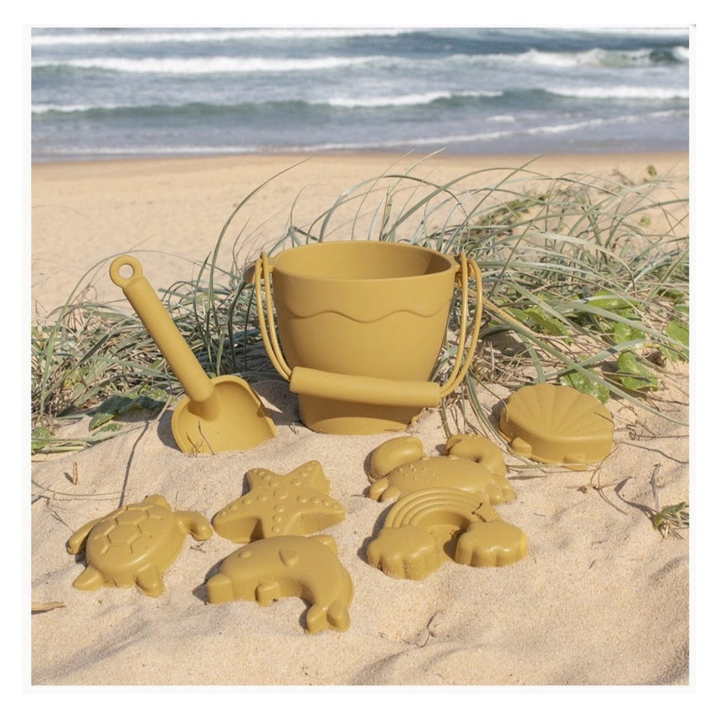 Playground 6 Mths Plus Silicone 8Pc Bucket & Spade Set - Sunshine