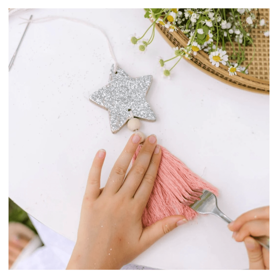 Poppy & Daisy 5 Plus Star Decoration