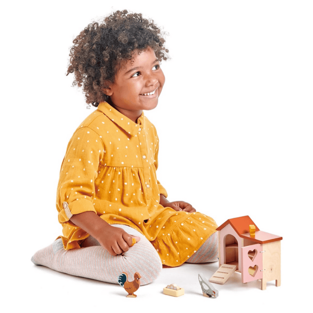 Tender Leaf Toys 3 Plus Chicken Coop