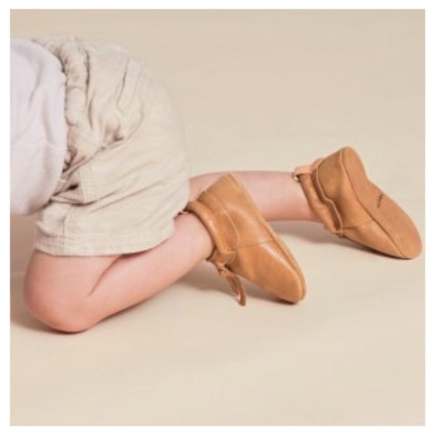 Pretty Brave Small to XLarge Baby MOC - Natural