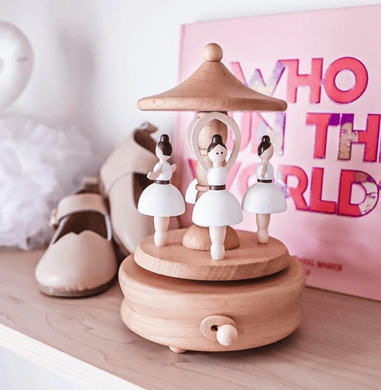 Sonny & The Dolls Birth Plus Carousel - Dancing Girls